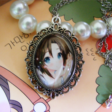 Wisiorek Anime Girl V