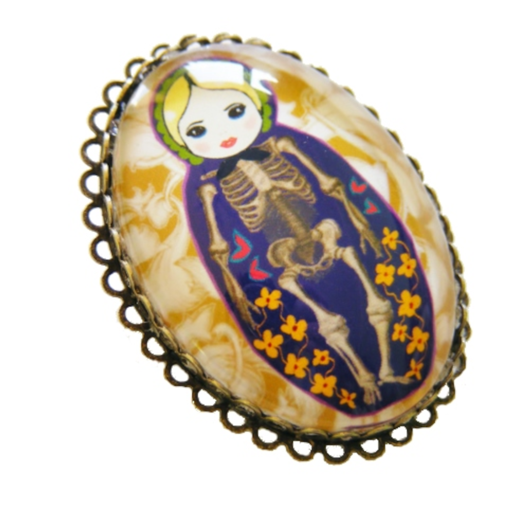 Broszka Steampunkowa Matrioszka II – barwna alternatywa z mrocznym akcentem