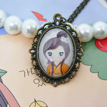 Wisiorek Kokeshi girl V - Vintage