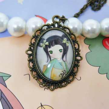 Wisiorek Kokeshi girl III - Vintage