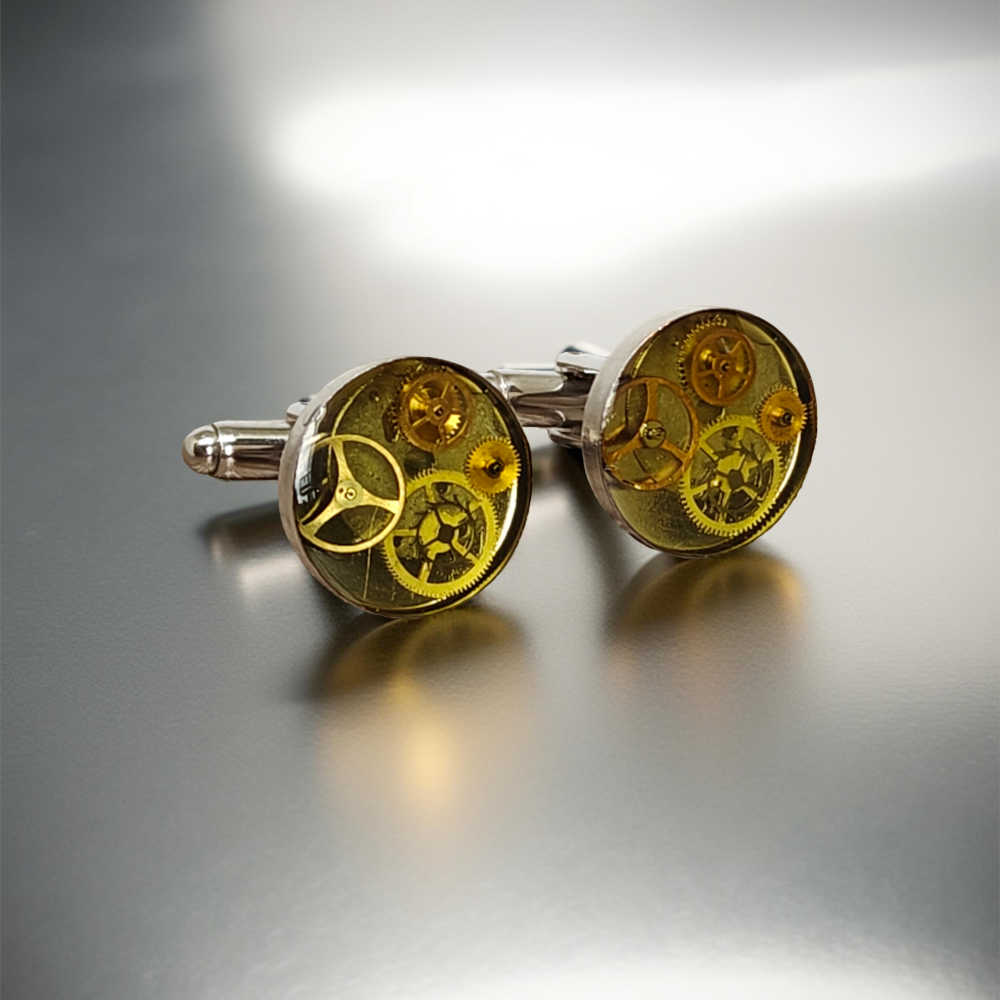 Industrialne spinki do mankietów z mechanizmami zegarkowymi – Edycja Mechaniczna