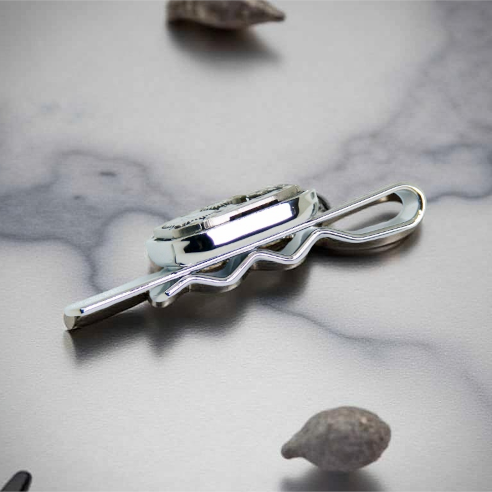 Industrialno-steampunkowa spinka do krawata I