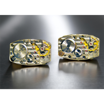 Spinki do mankietów Steampunk Zvezda II – Mechanizmy Zegarkowe i Skórzane Wykończenie