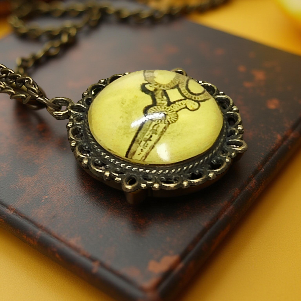 Wisiorek steampunk z grafiką - Nożyczki