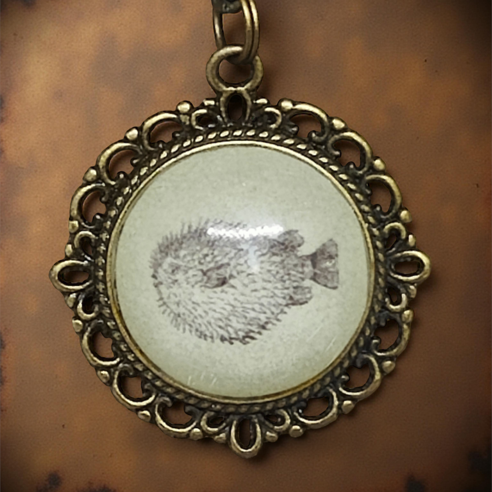 Wisiorek steampunk z grafiką - Ryba Jeżówka I