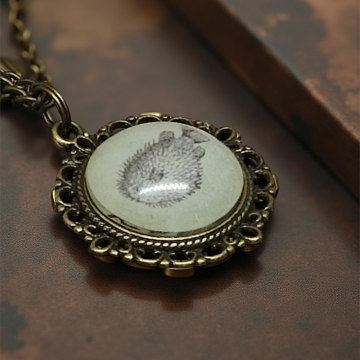 Wisiorek steampunk z grafiką - Ryba Jeżówka I