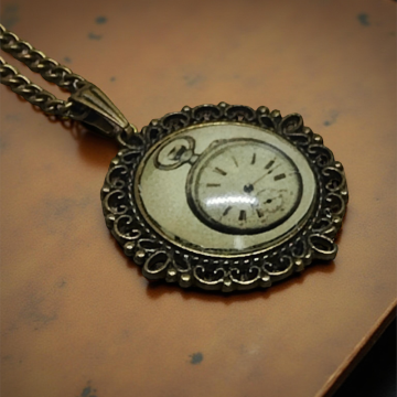 Wisiorek steampunk z grafiką - Zegarek II