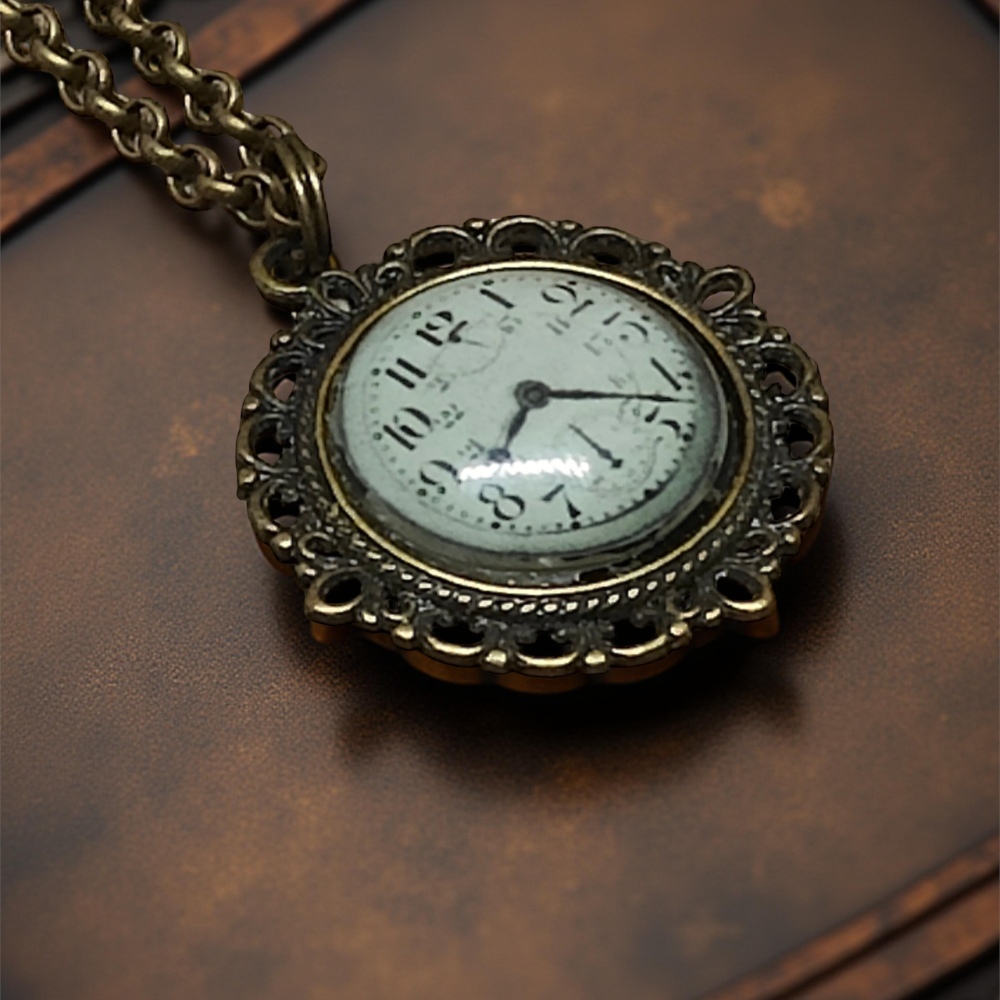 Wisiorek steampunk z grafiką - Zegarek III