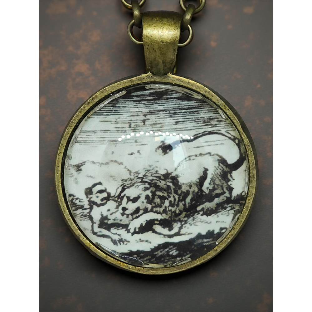 Wisiorek z grafiką – Emblemat „MIHI MEDELA”