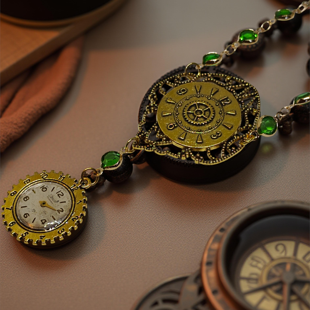 Naszyjnik Steampunkowy „Koła Czasu” – Zębate Koła i Tarcza Zegarka