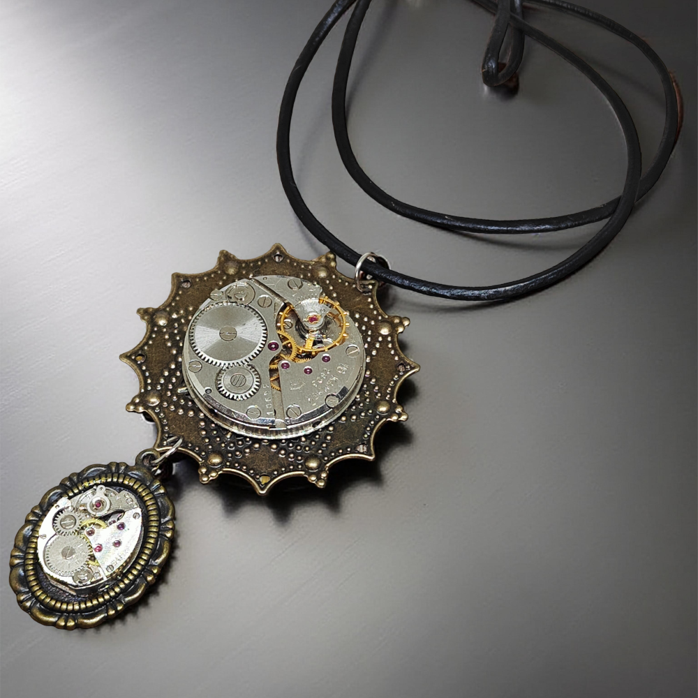 Wisiorek Steampunkowy Gwiazda i Łezka