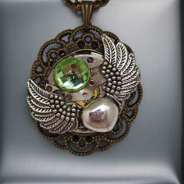 Wisiorek Steampunkowy Mechaniczne Skrzydła