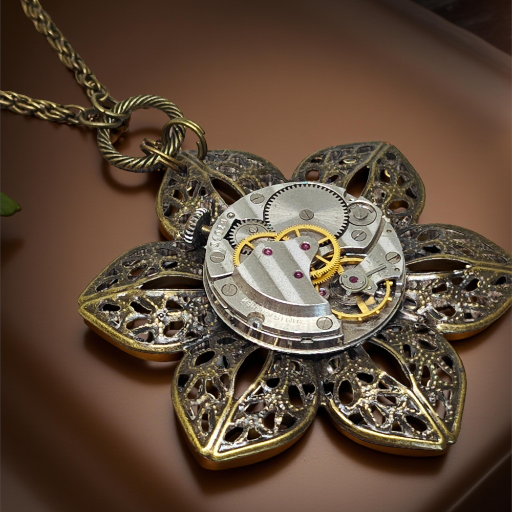 Wisiorek Steampunkowy Mechaniczny Kwiat