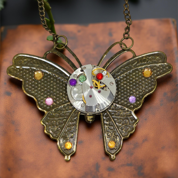 Wisiorek Steampunkowy Motyl I