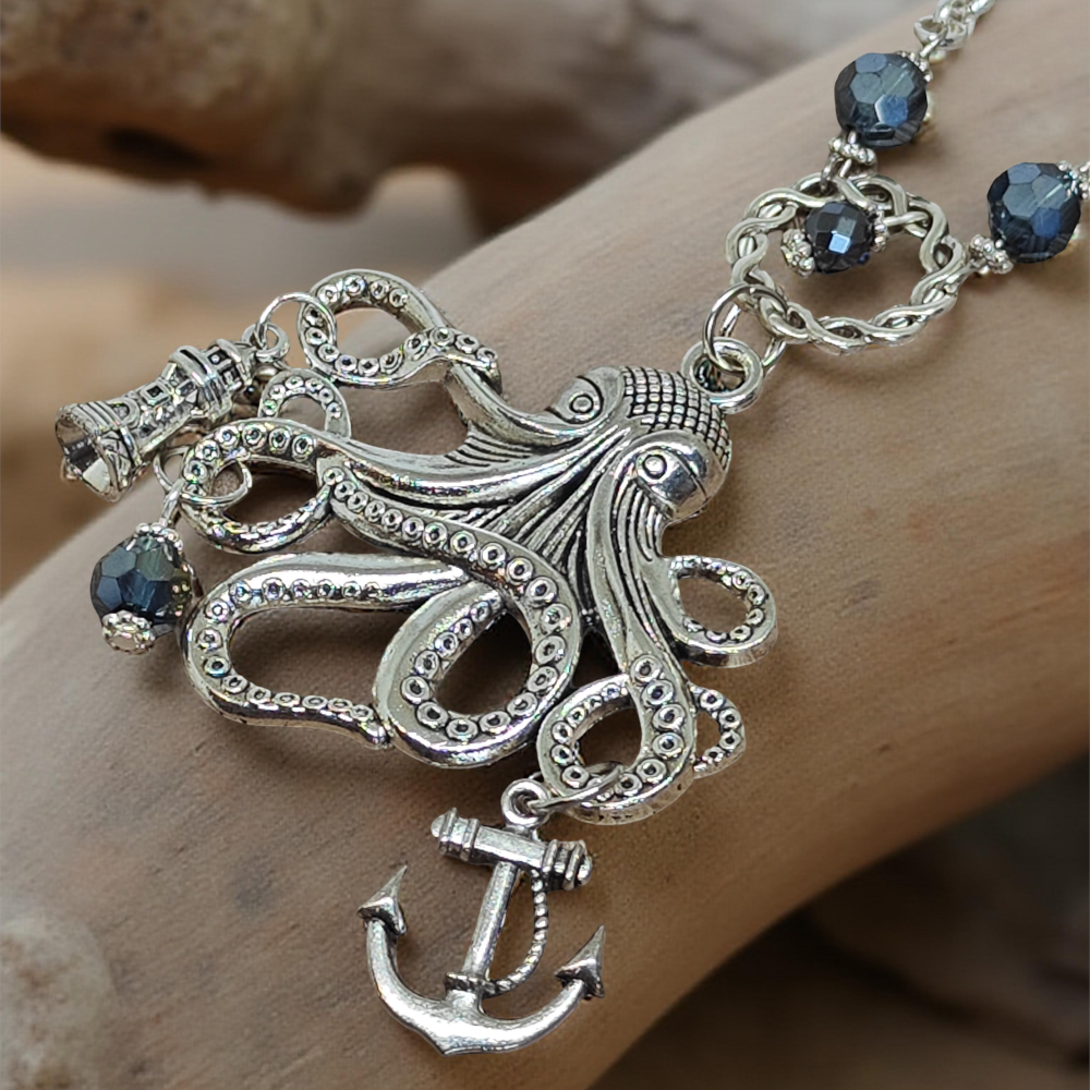 Wisiorek Steampunk Ośmiornica – Srebrna Edycja