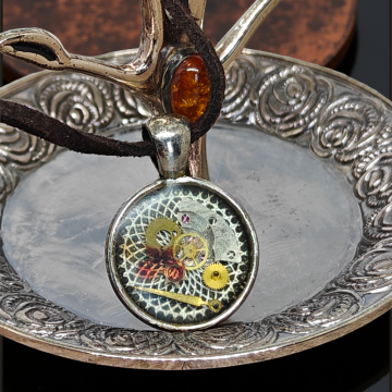Industrial Pendant II – Steampunk Jewelry With Watch Mechanisms