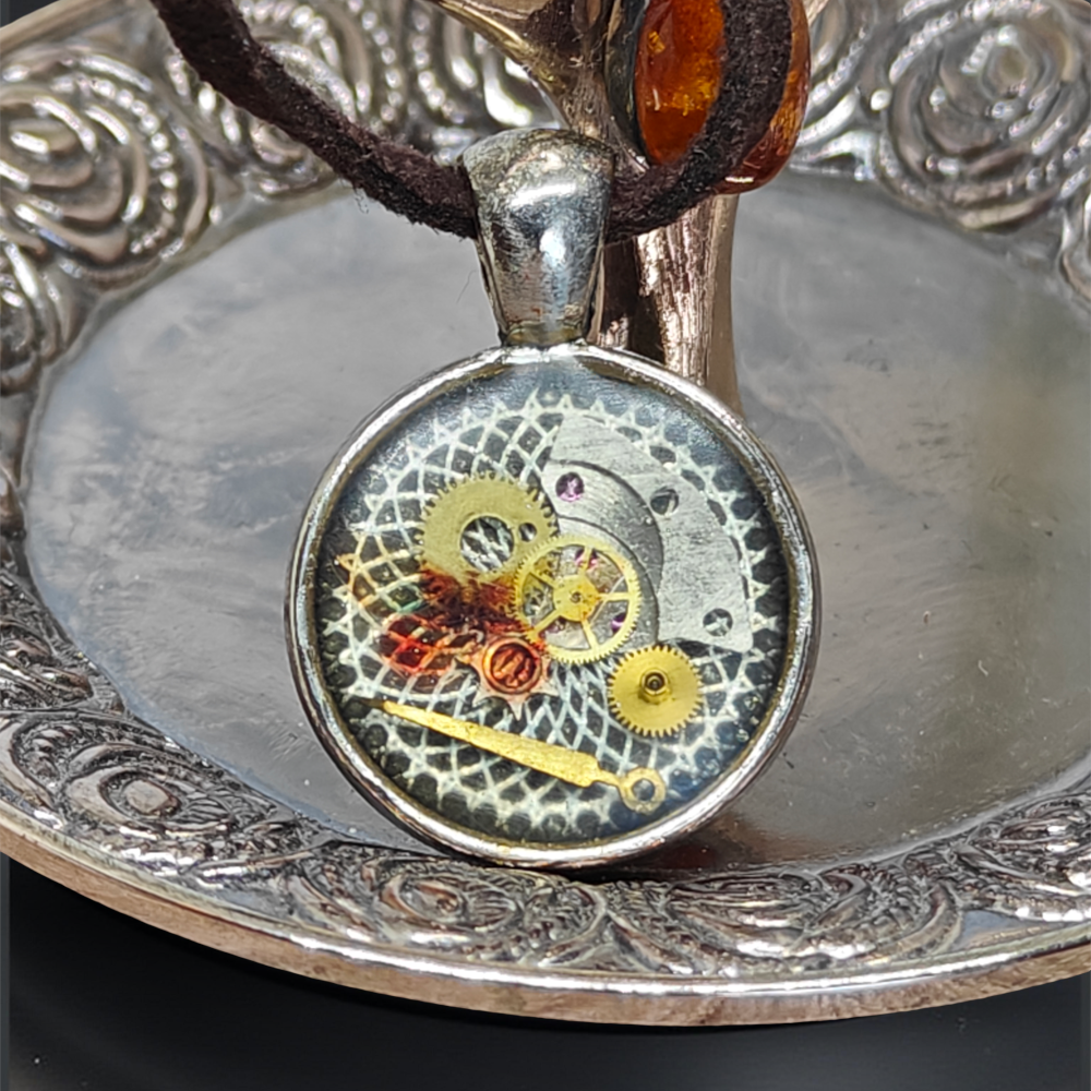 Industrial Pendant II – Steampunk Jewelry With Watch Mechanisms