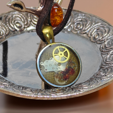 Industrial Pendant III – Steampunk Jewelry With Watch Mechanisms