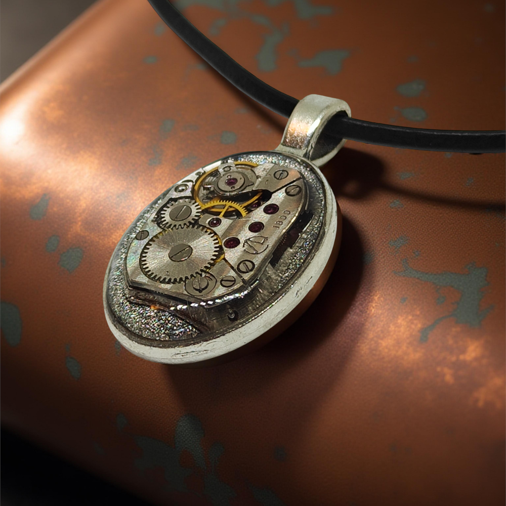 Industrialny Wisiorek Steampunkowy XXVII z Mechanizmem Zegarka