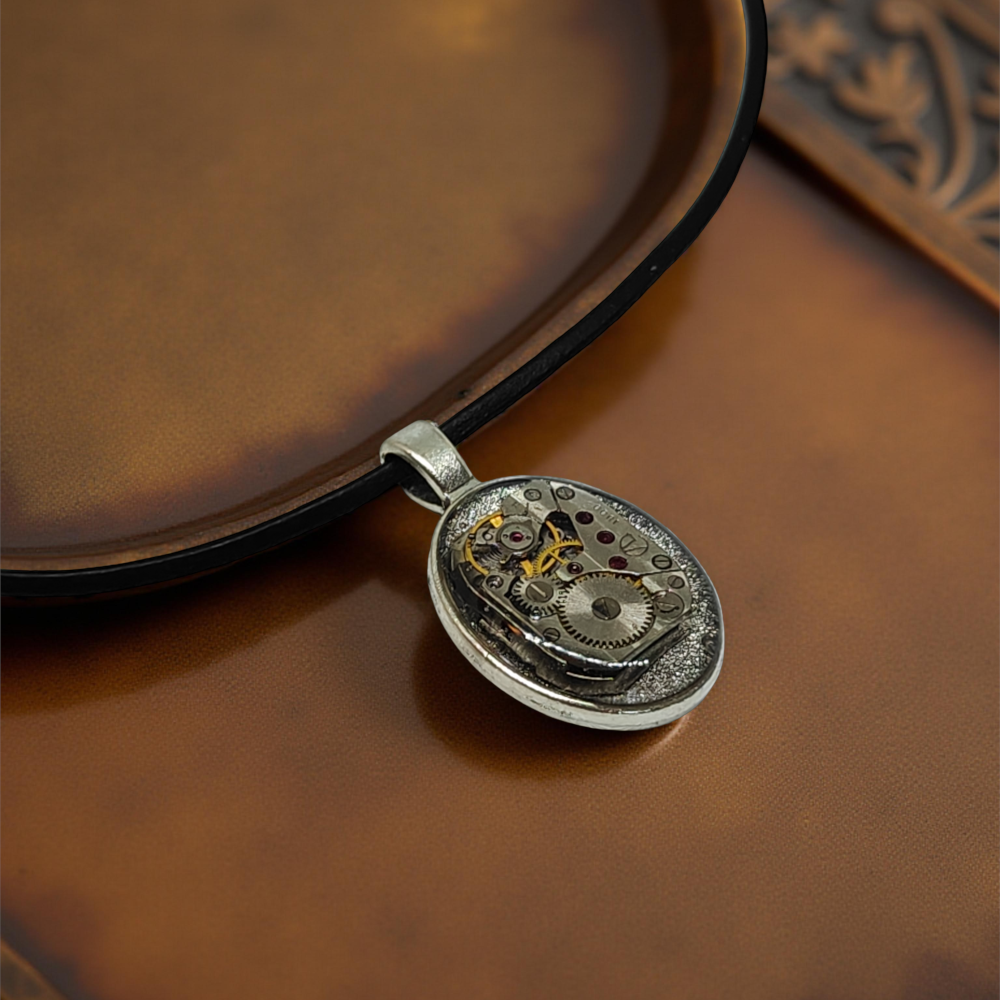 Industrialny Wisiorek Steampunkowy XXVII z Mechanizmem Zegarka