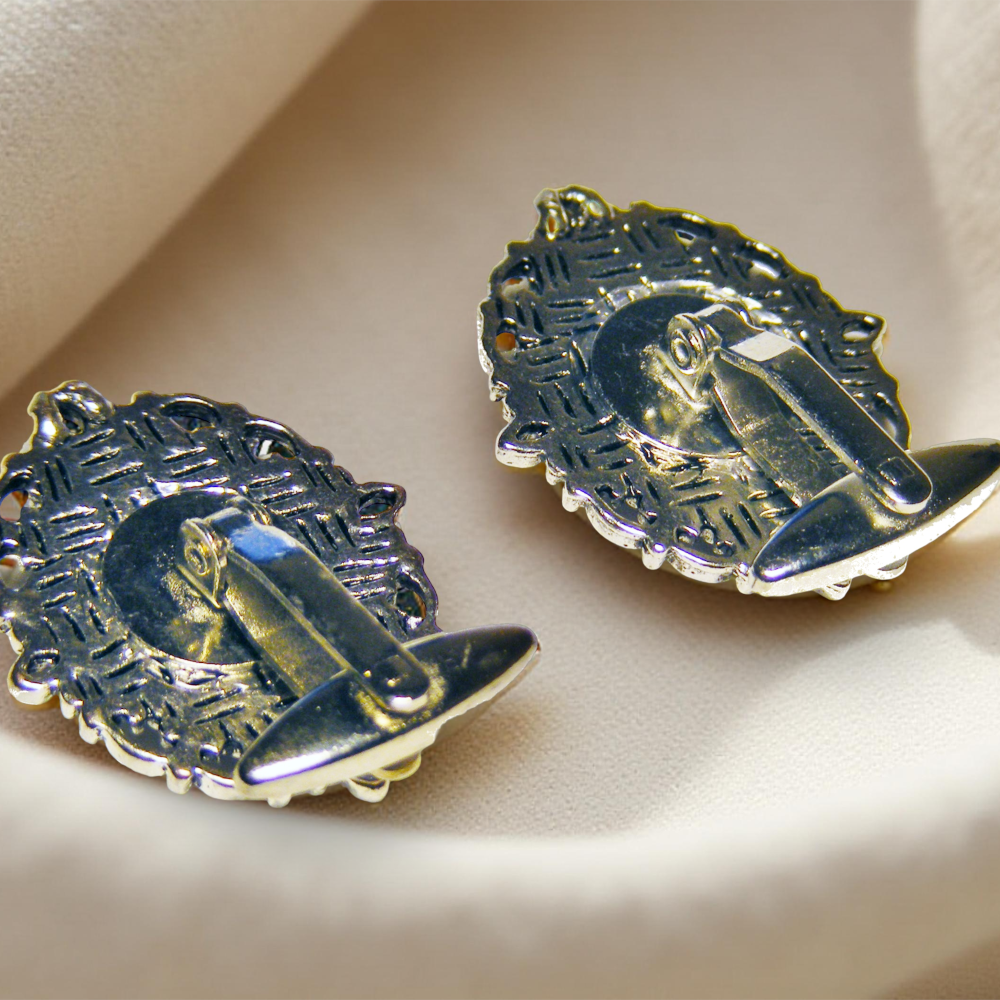 Damskie spinki do mankietów z fioletową kameą – styl wiktoriański