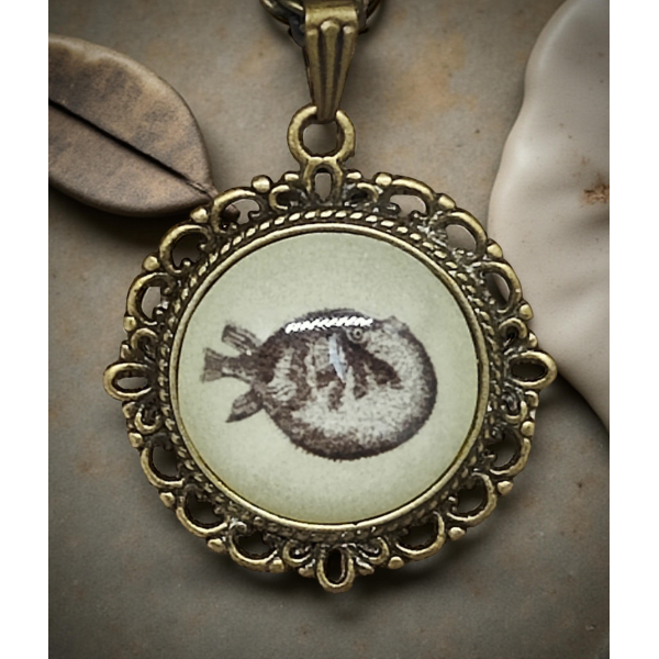 Wisiorek steampunk z grafiką - Ryba Jeżówka II
