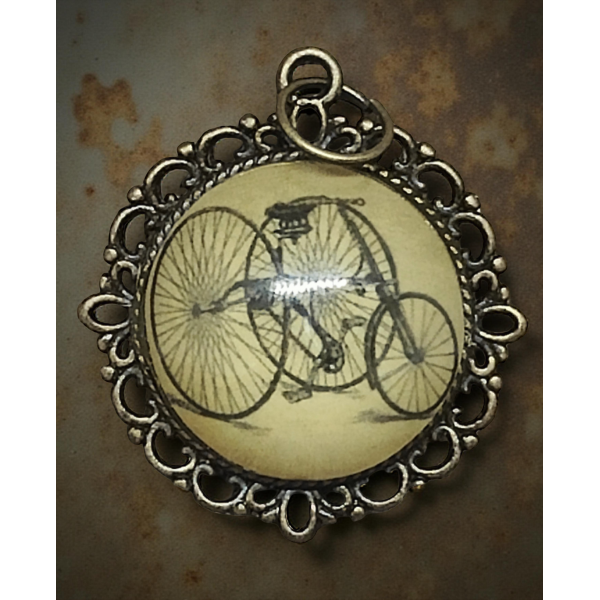 Wisiorek steampunk z grafiką - Tricykl I