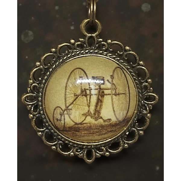Wisiorek steampunk z grafiką - Tricykl II